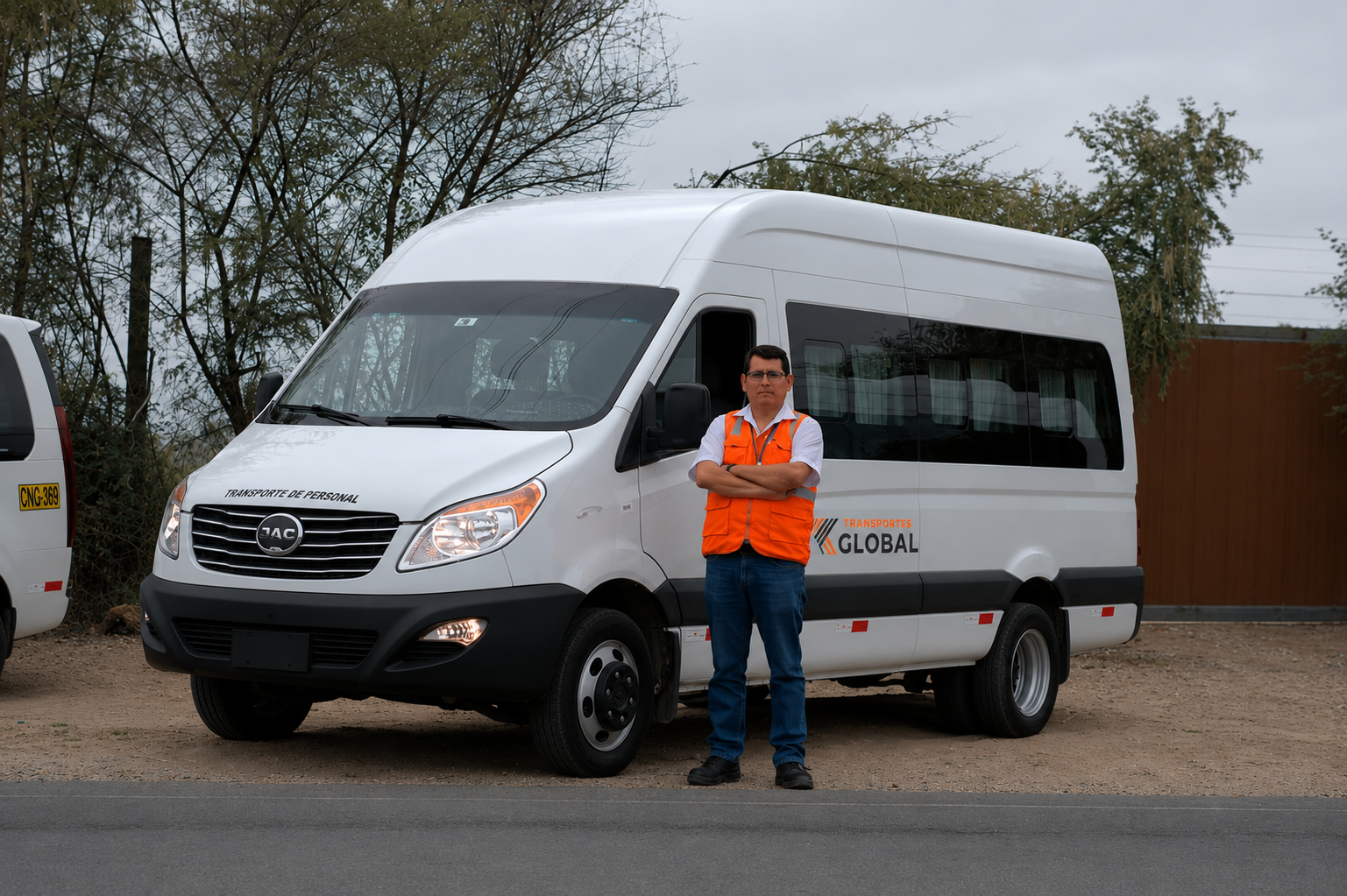 Unidad de flota en servicio con marca visible